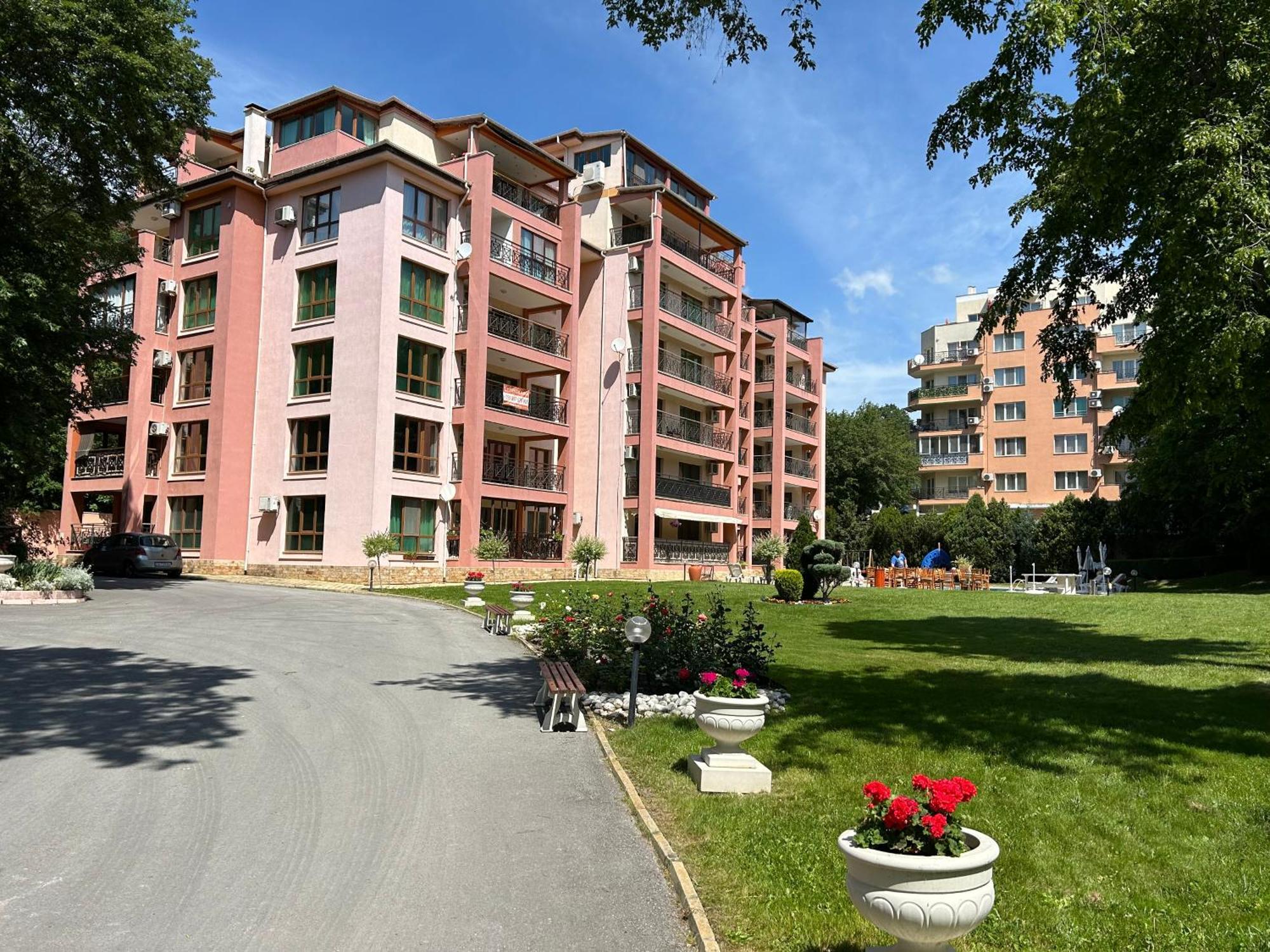 Sunrise Apart Golden Sands Varna Exterior foto